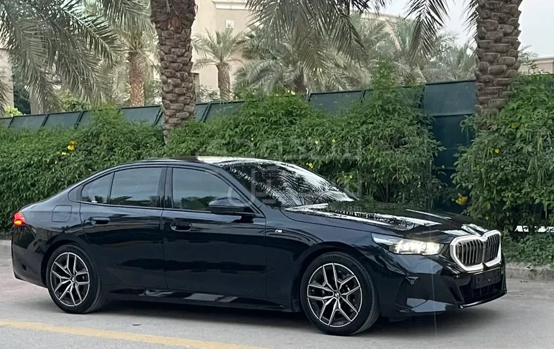 2024 بي ام دبليو الفئة الخامسة 520 أي