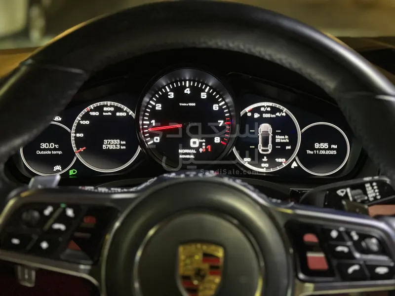 2020 Porsche Cayenne Coupe