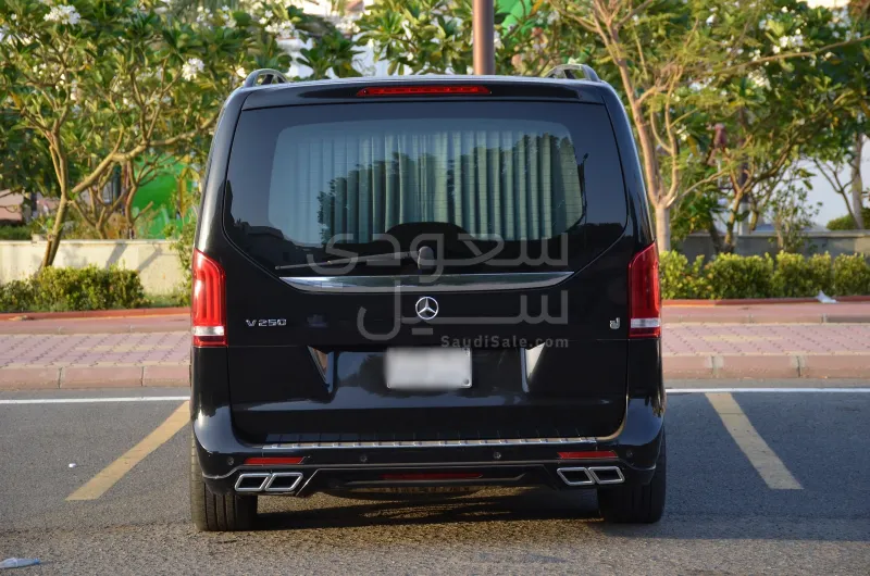 2023 Mercedes-Benz V 250