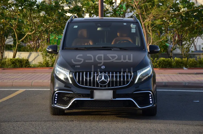 2023 Mercedes-Benz V 250