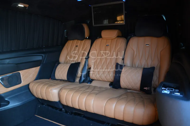 2023 Mercedes-Benz V 250
