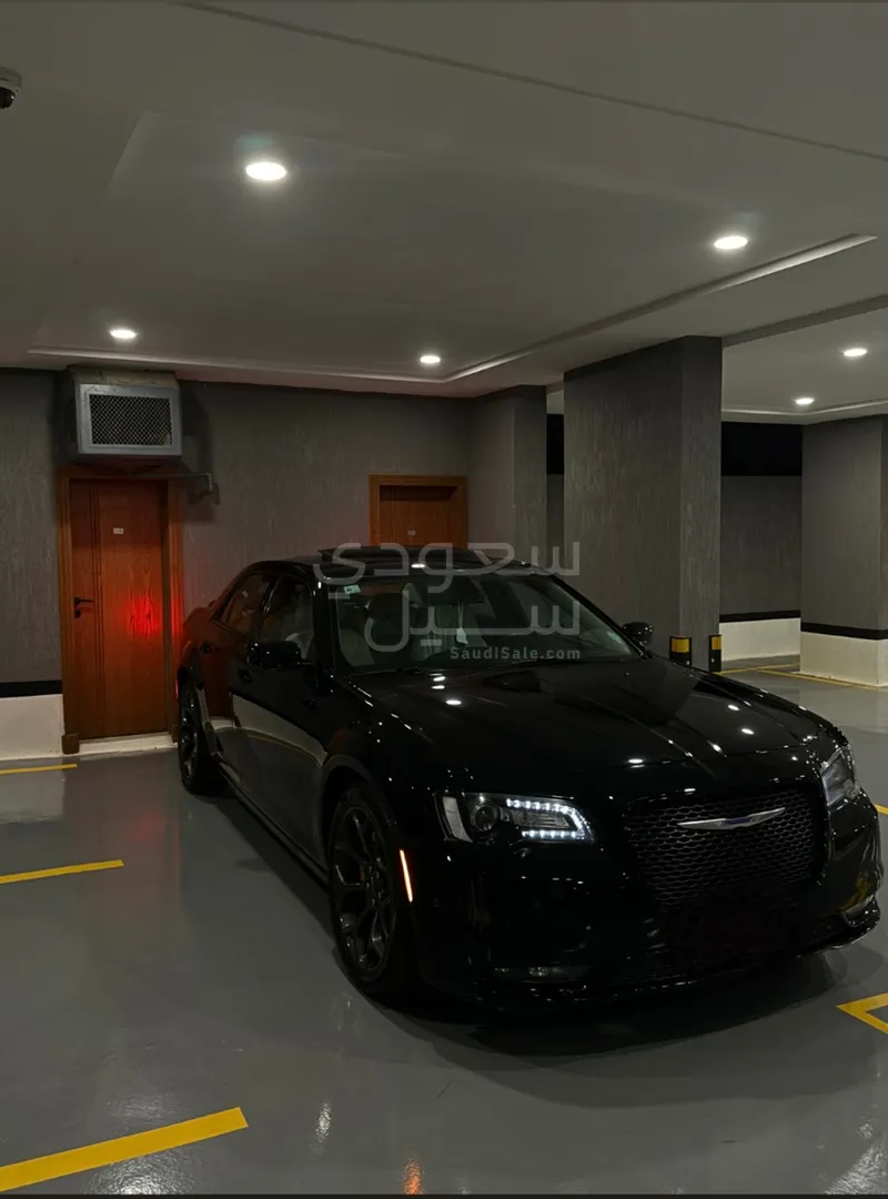 2019 Chrysler 300 Hemi