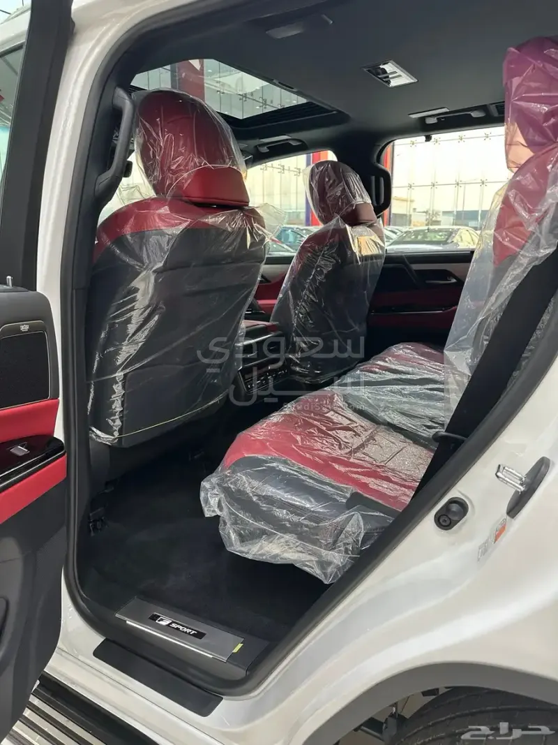 2025 Lexus LX 600 F