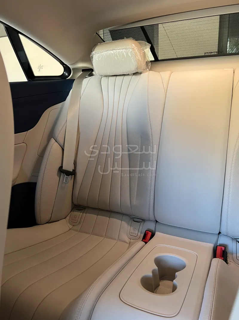 2022 Mercedes-Benz E 200 Coupe