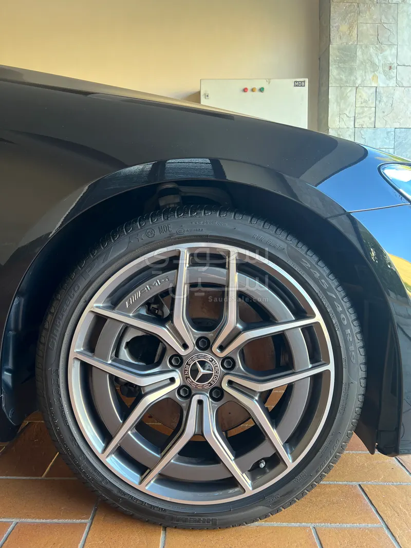 2022 Mercedes-Benz E 200 Coupe