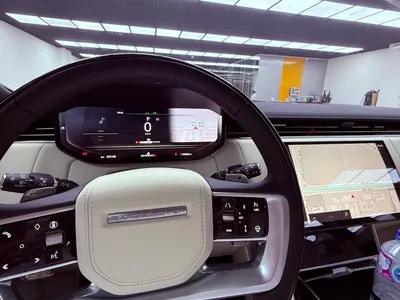2025 لاند روفر رينج روفر اتش اس اي