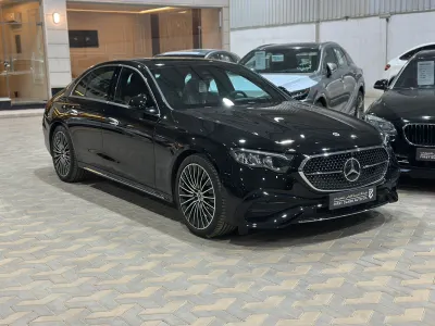 2025 Mercedes-Benz E 200