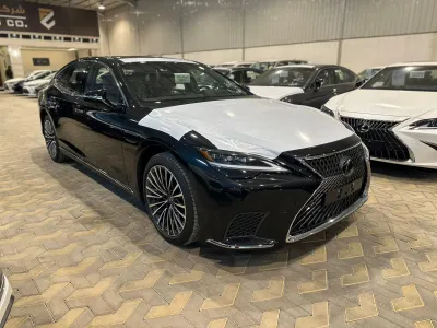 2025 Lexus LS 350