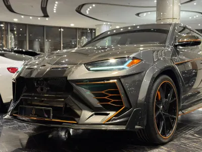 2019 Lamborghini URUS