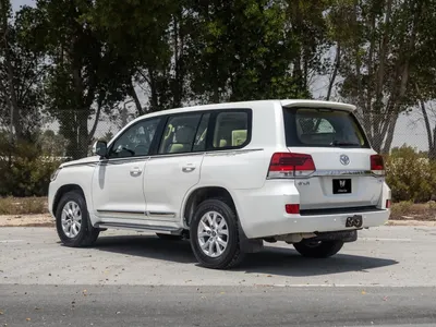 2017 Toyota Land Cruiser GXR
