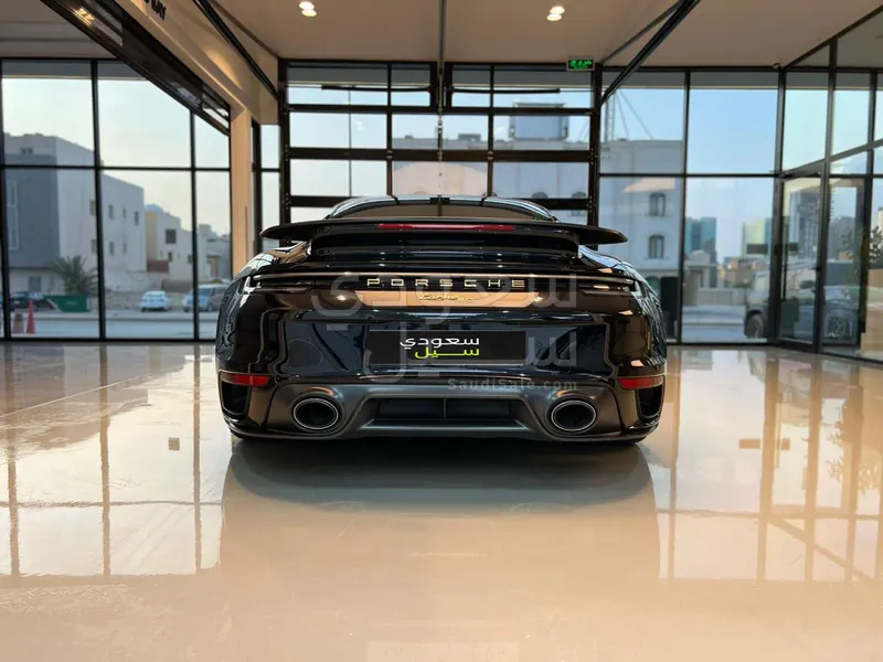 2025 Porsche 911 Turbo S