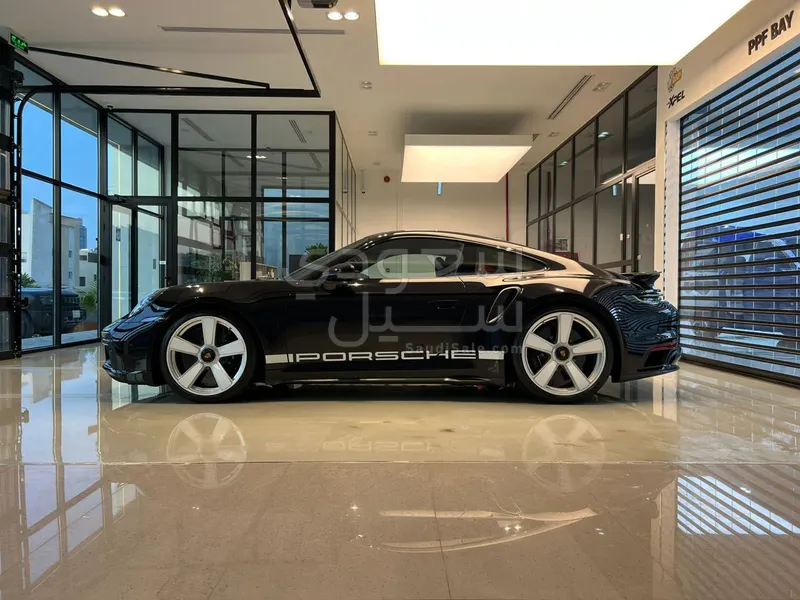2025 Porsche 911 Turbo S