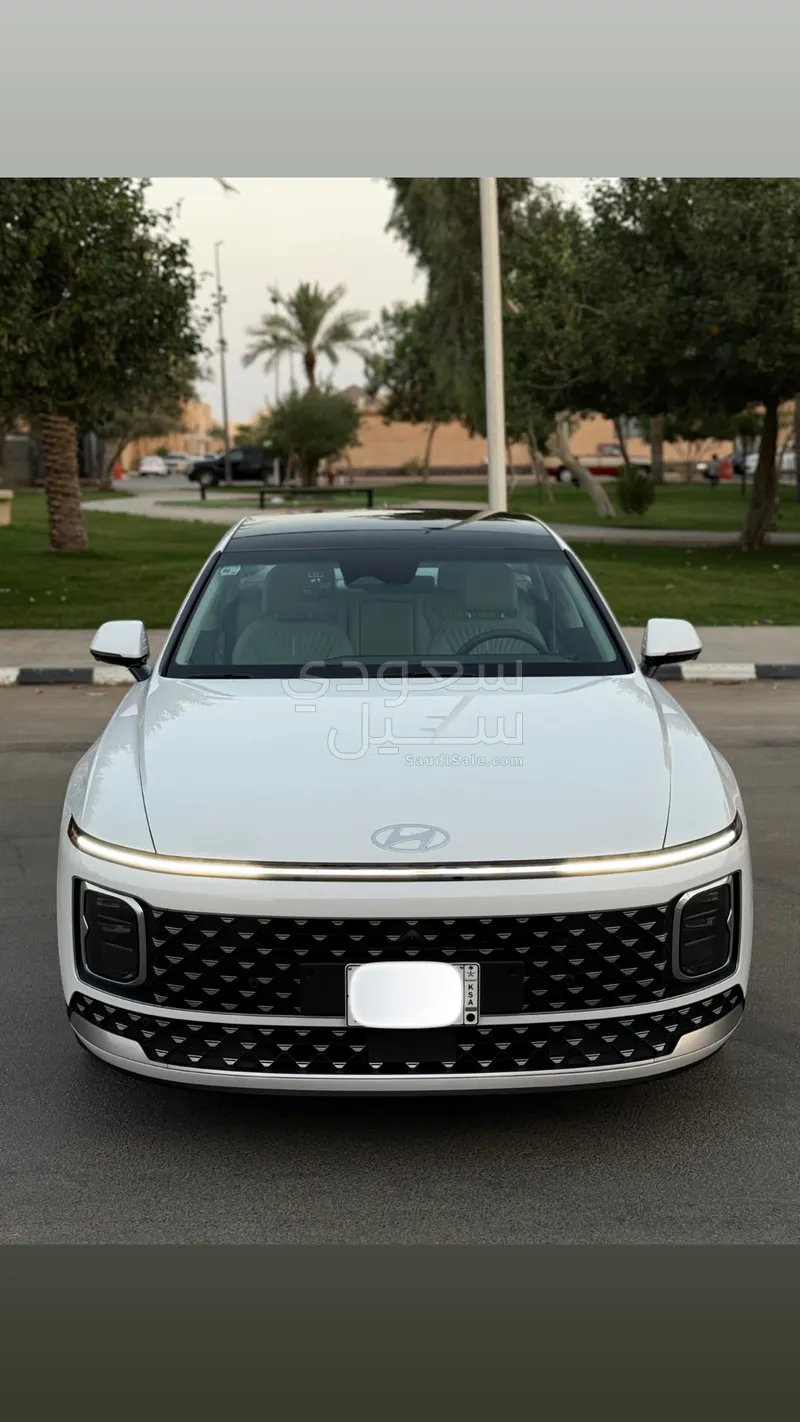 2023 Hyundai Azera Smart