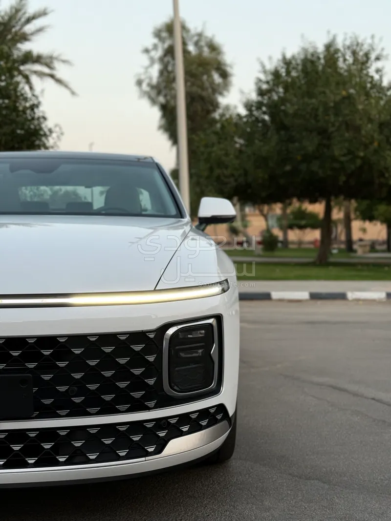 2023 Hyundai Azera Smart
