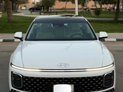 2023 Hyundai Azera Smart