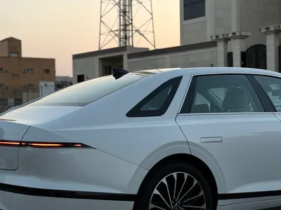 2023 Hyundai Azera Smart