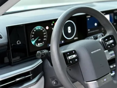 2023 Hyundai Azera Smart