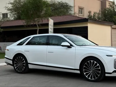 2023 Hyundai Azera Smart
