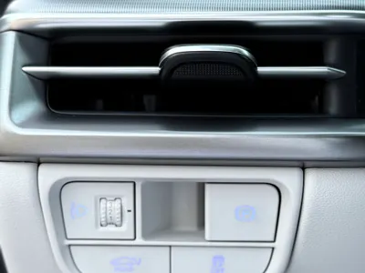 2023 Hyundai Azera Smart