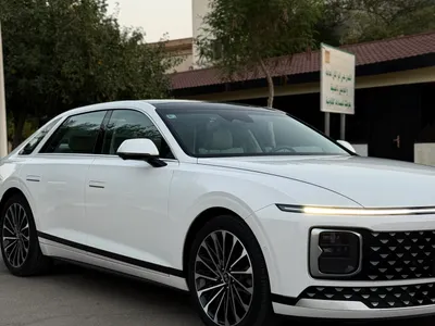 2023 Hyundai Azera Smart