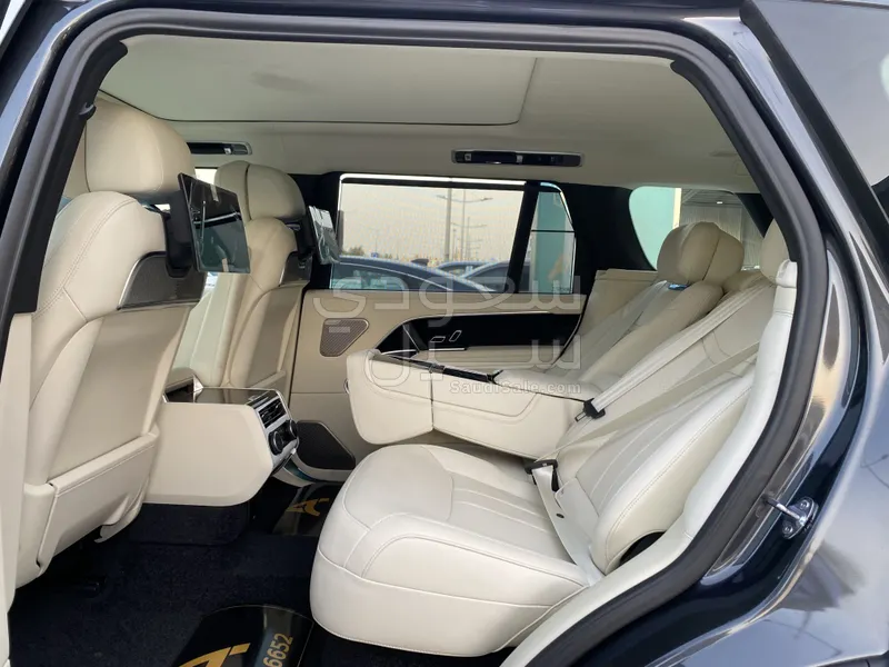 2025 Land Rover Range Rover Autobiography L