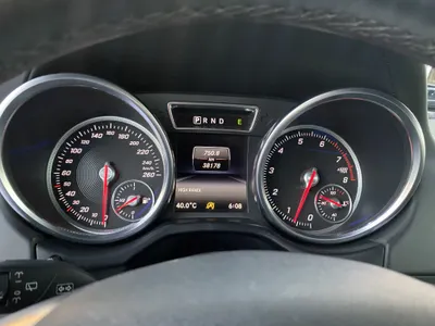 2016 مرسيدس - بنز جي 63 4×4