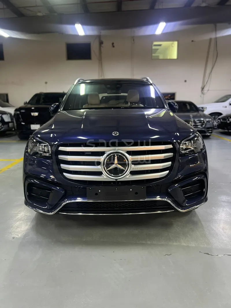 2025 Mercedes-Benz GLS 450
