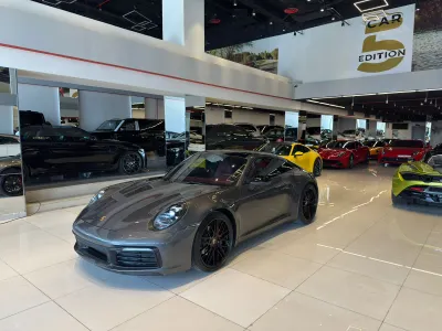 2021 Porsche 911 Carrera