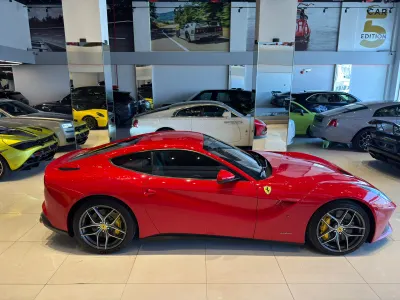 2015 Ferrari F12