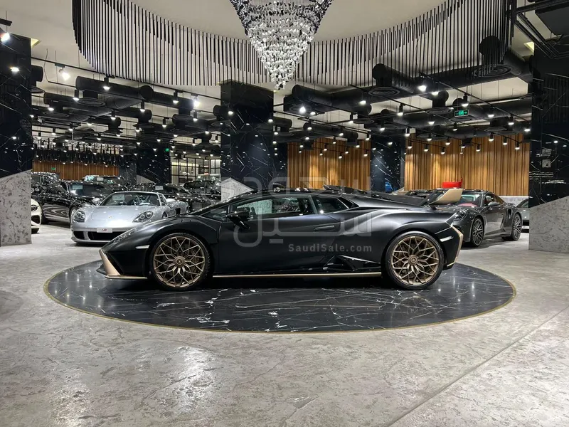 2022 Lamborghini Huracán STO