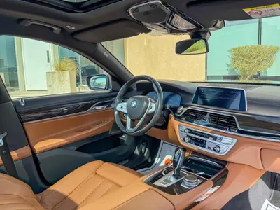 2022 بي ام دبليو الفئة السابعة 730 إل أي