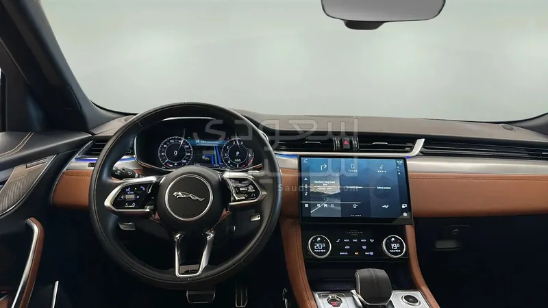 2024 Jaguar F-Pace R-DYNAMIC