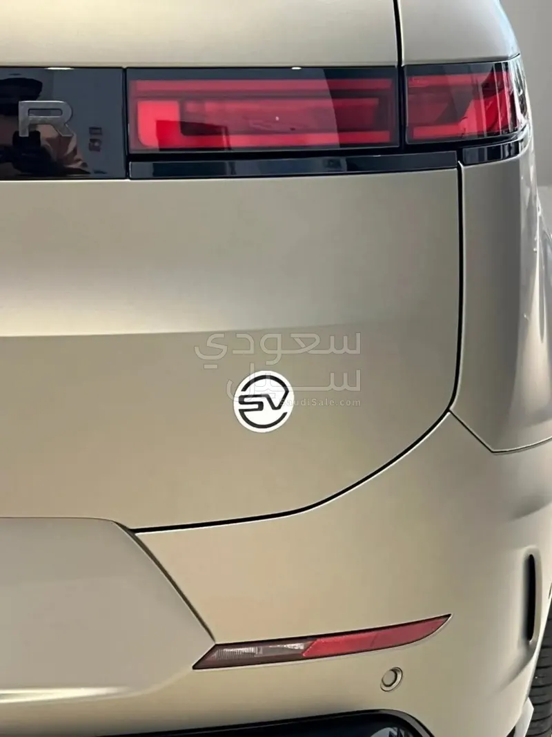 2024 Land Rover Range Rover Sport SV
