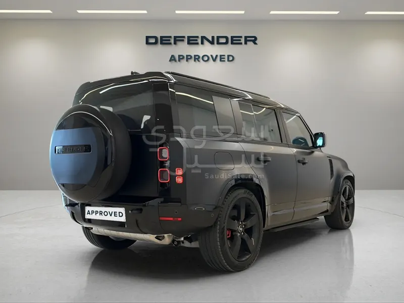 2025 Land Rover Defender 130X