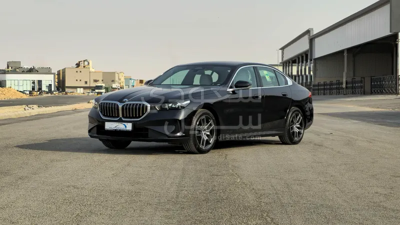 2026 BMW 5 Series 520i