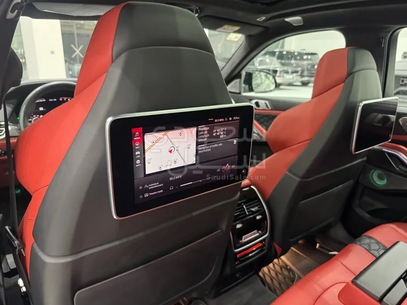 2021 BMW X Series 6M competition