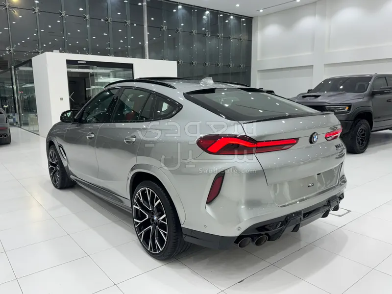 2021 BMW X Series 6M competition