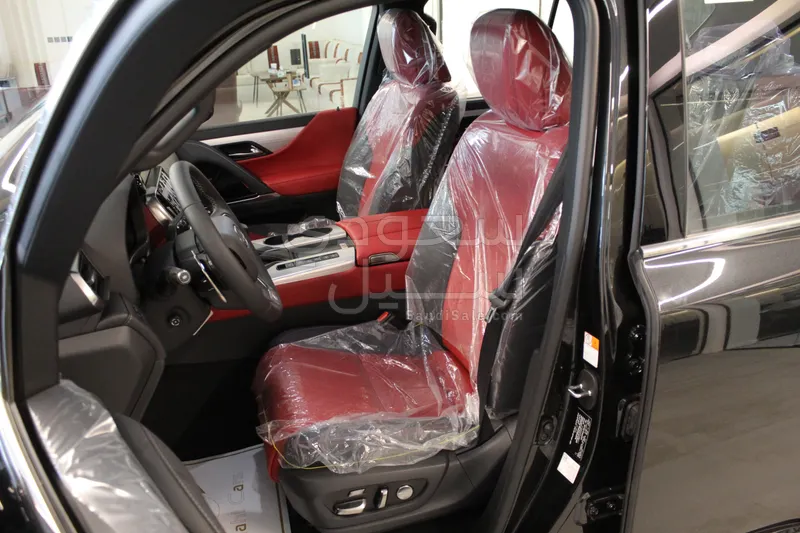 2025 Lexus LX 600