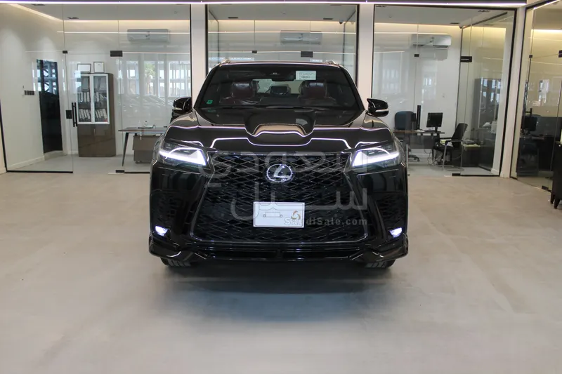 2025 Lexus LX 600