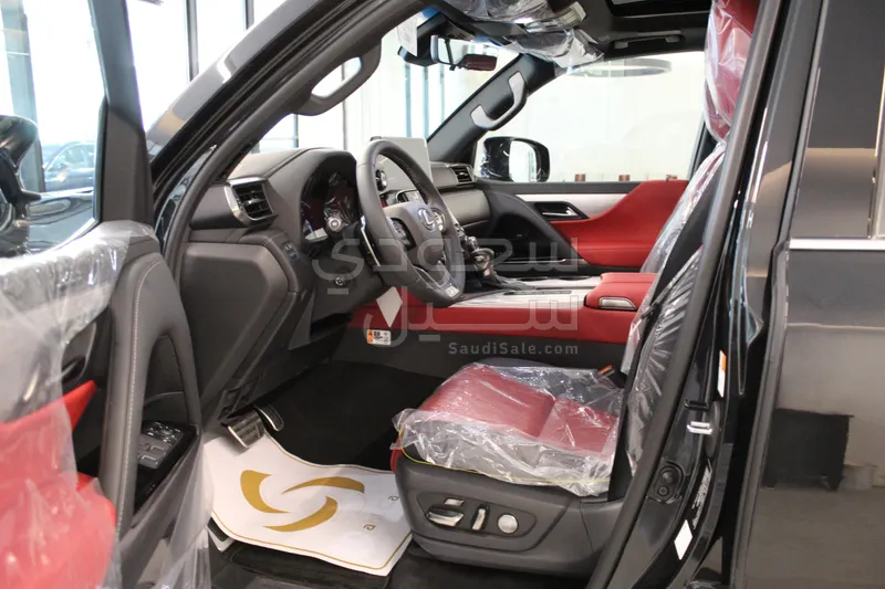 2025 Lexus LX 600
