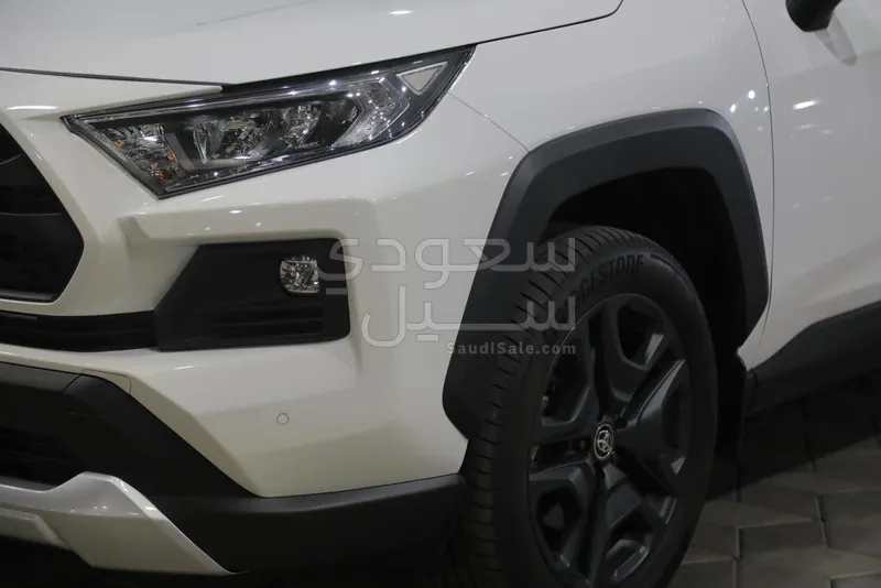 2024 تويوتا راف 4