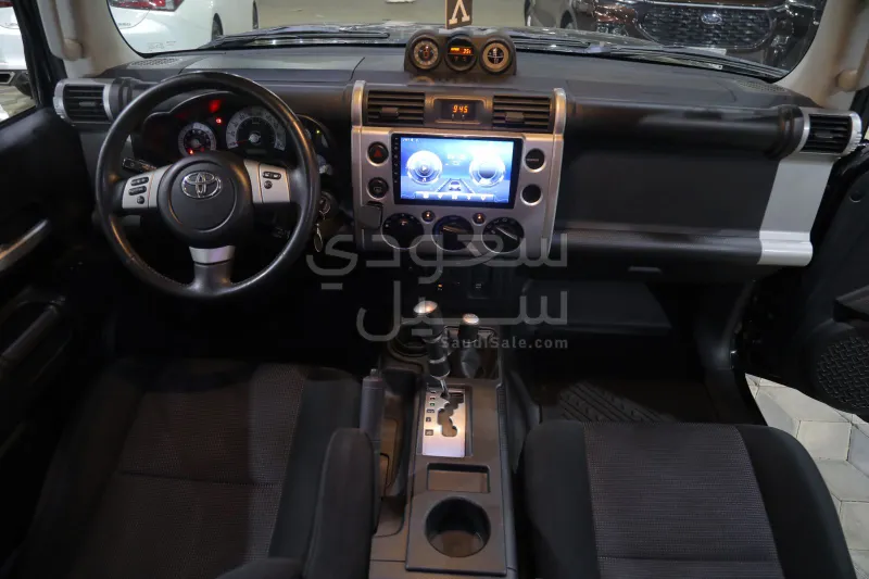 2014 Toyota FJ Cruiser 2