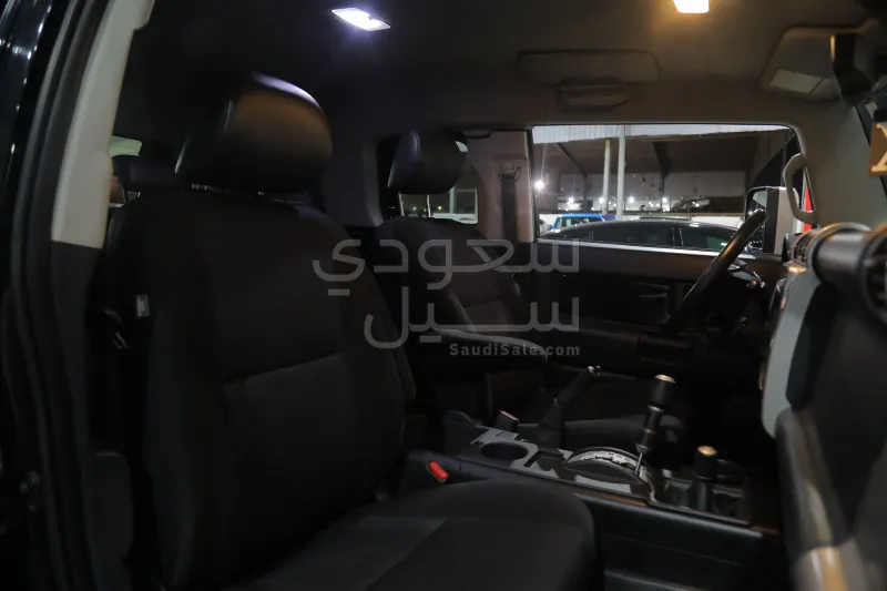 2014 Toyota FJ Cruiser 2