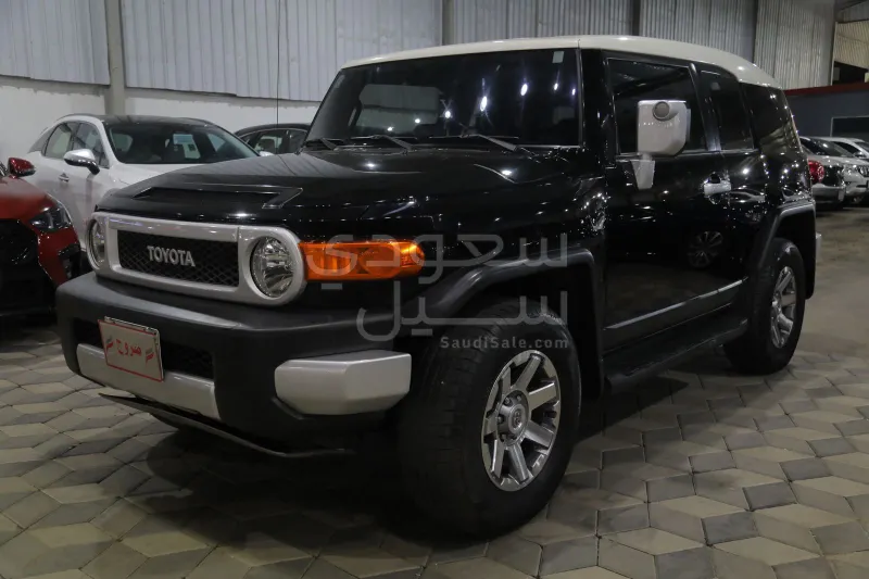 2014 Toyota FJ Cruiser 2