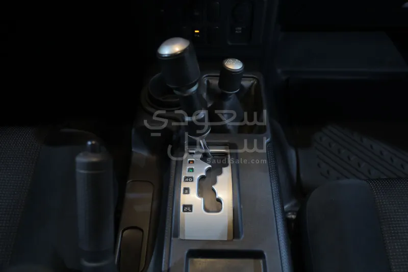 2014 Toyota FJ Cruiser 2