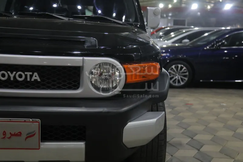 2014 Toyota FJ Cruiser 2
