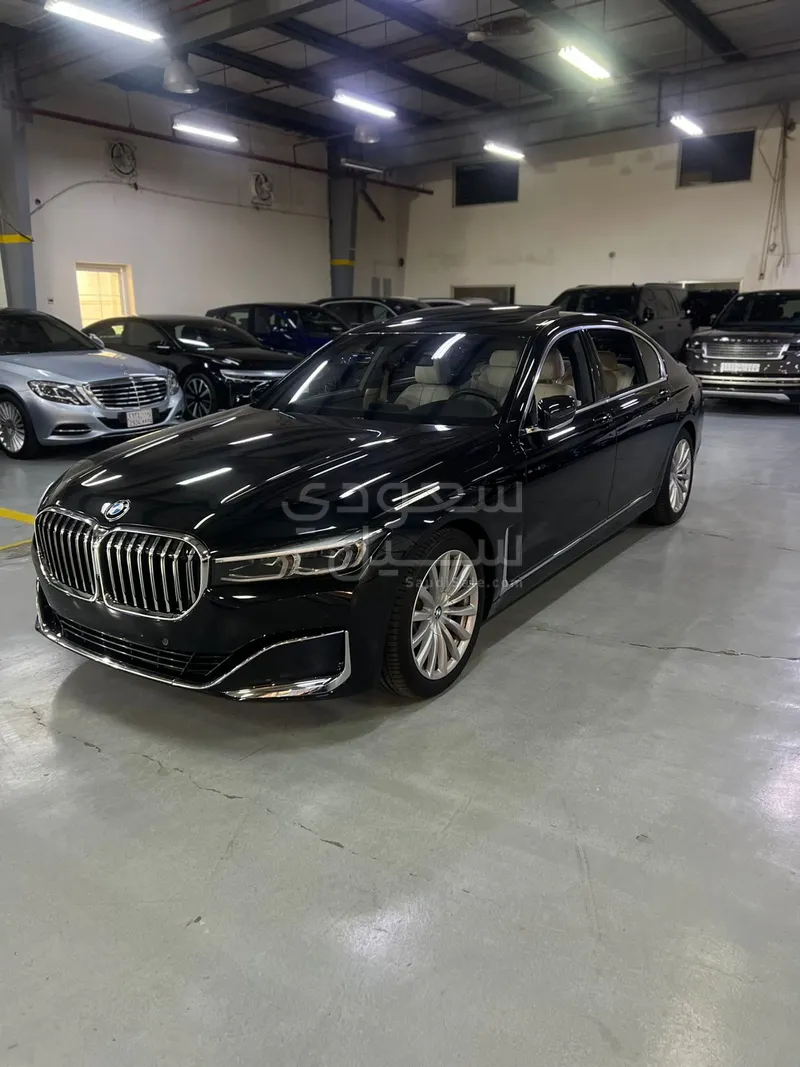 2022 BMW 7 Series 730Li