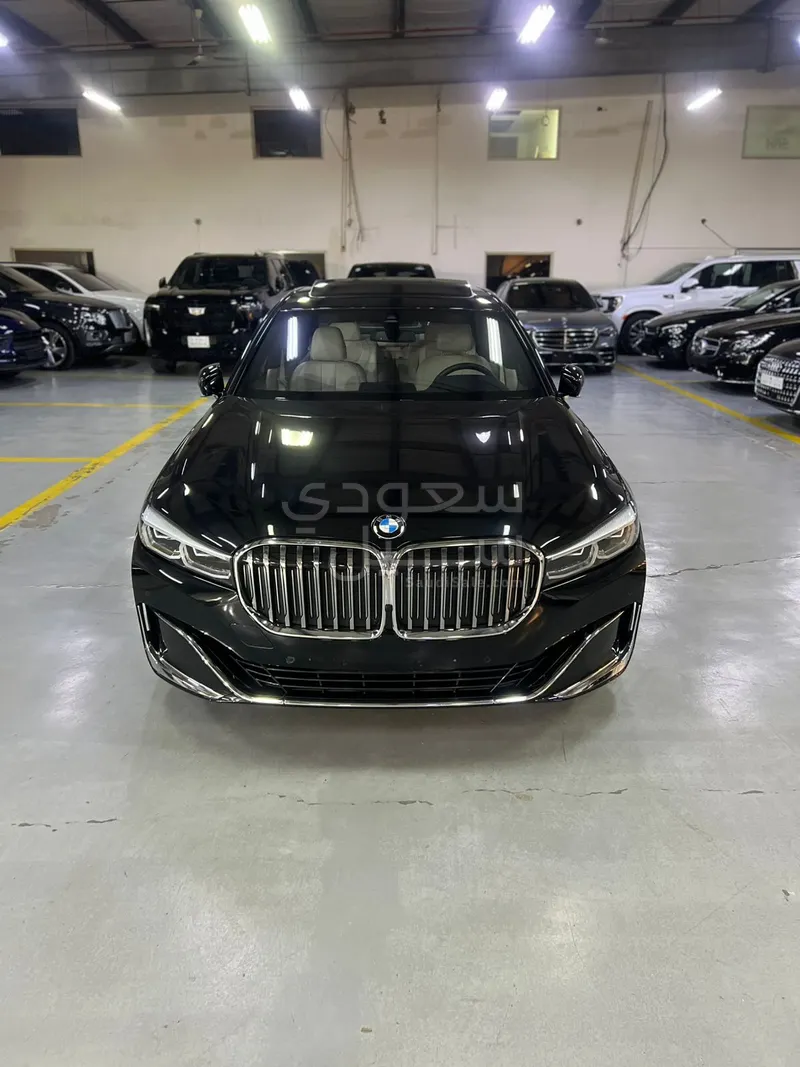 2022 BMW 7 Series 730Li