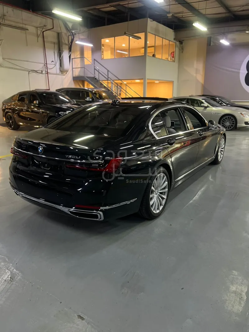 2022 BMW 7 Series 730Li