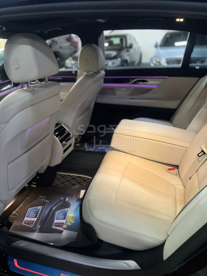 2022 BMW 7 Series 730Li